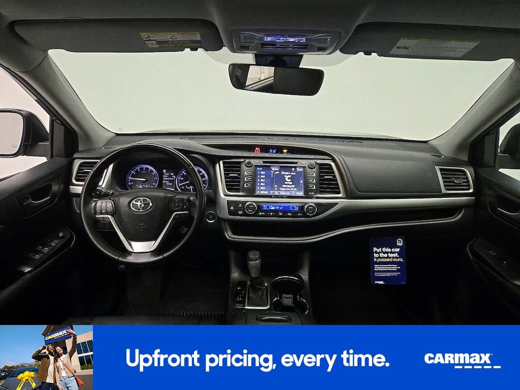 used 2018 Toyota Highlander car, priced at $26,998
