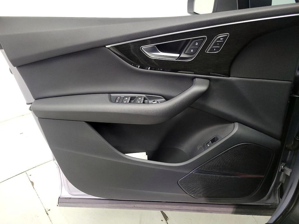 used 2022 Audi Q7 car, priced at $41,998