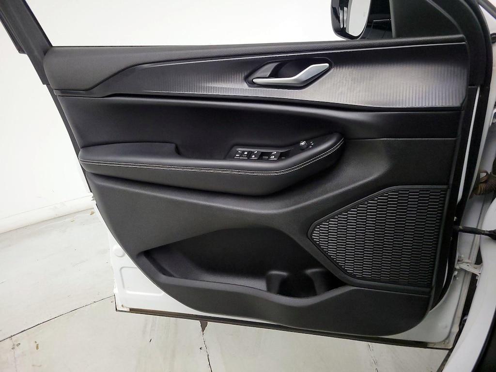 used 2023 Jeep Grand Cherokee car, priced at $35,998