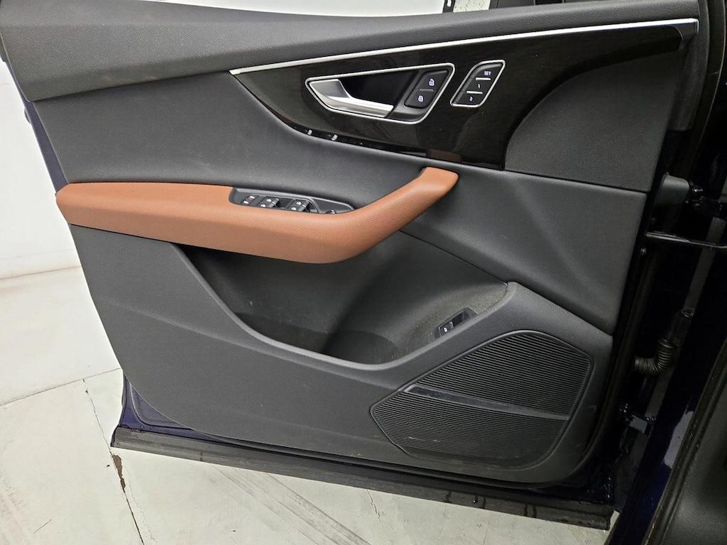 used 2022 Audi Q7 car, priced at $34,998