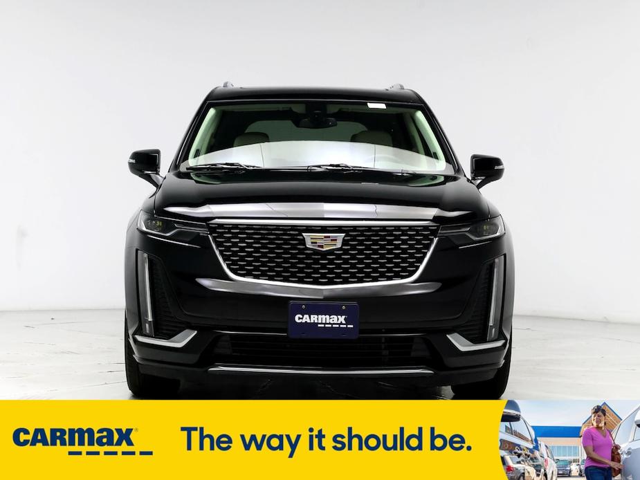 used 2023 Cadillac XT6 car, priced at $43,998