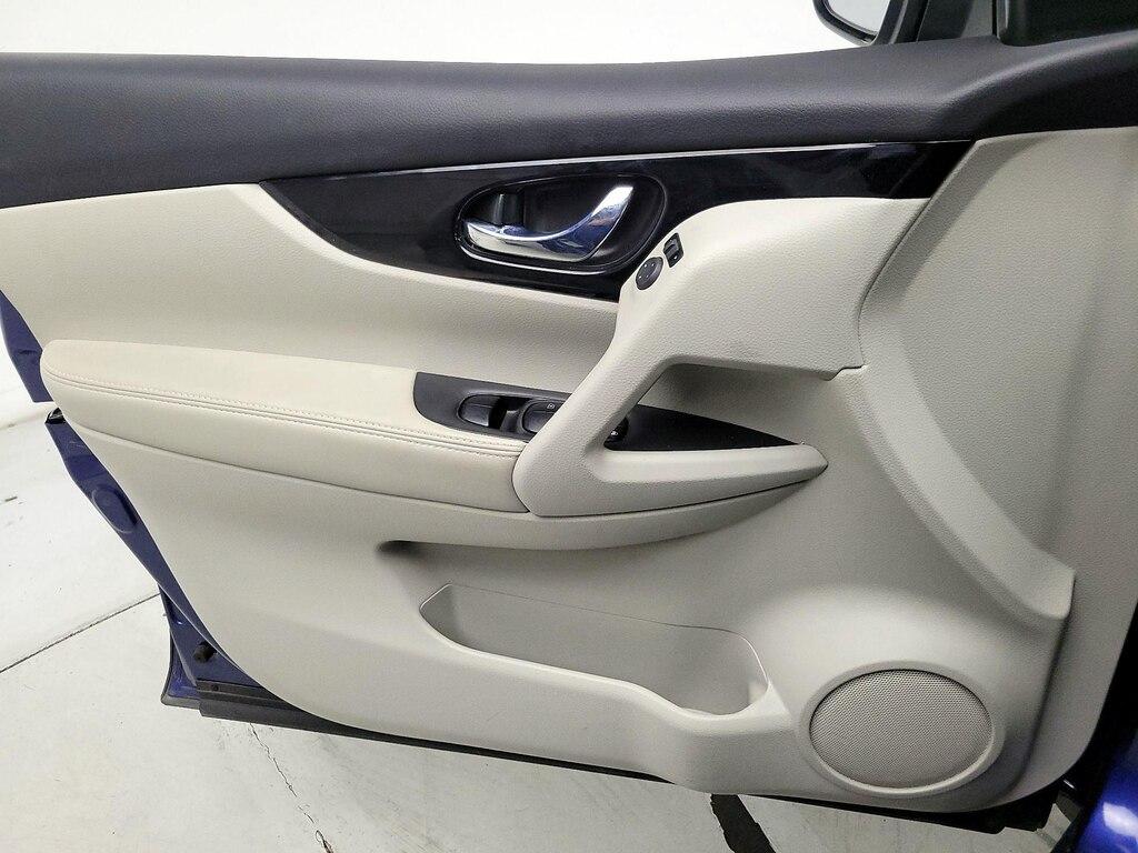 used 2020 Nissan Rogue Sport car, priced at $21,998