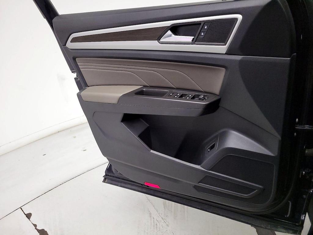 used 2023 Volkswagen Atlas car, priced at $26,998