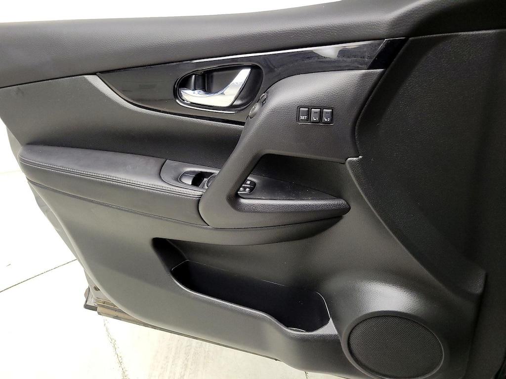 used 2022 Nissan Rogue Sport car, priced at $24,998