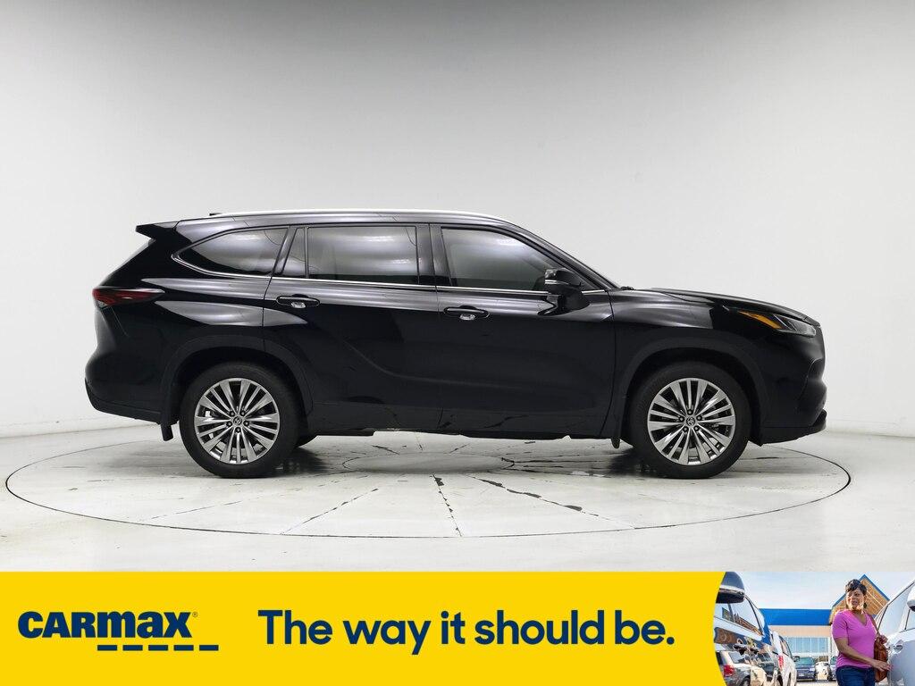 used 2024 Toyota Highlander car, priced at $50,998