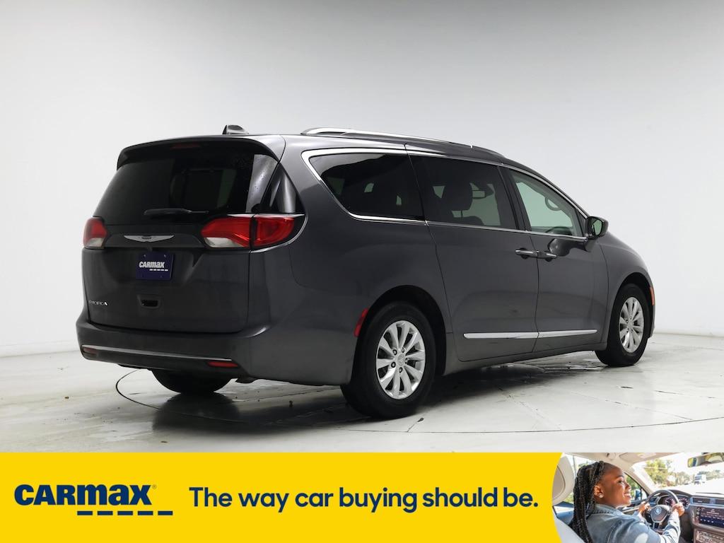 used 2020 Chrysler Pacifica car, priced at $26,998