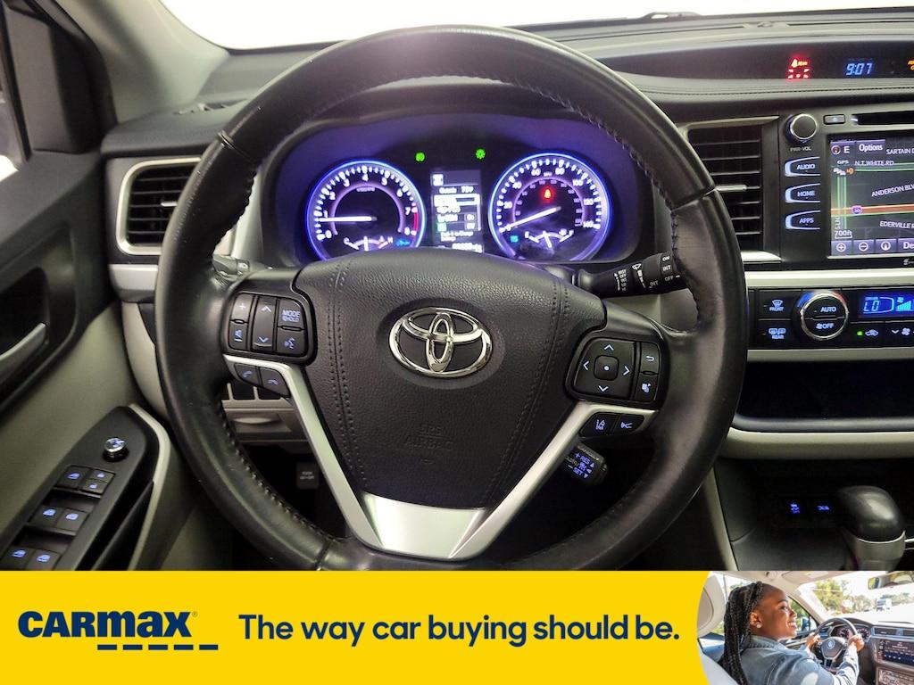 used 2019 Toyota Highlander car, priced at $29,998