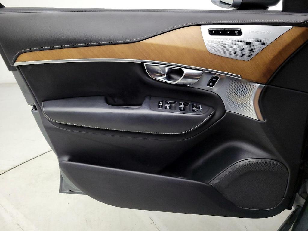 used 2019 Volvo XC90 car, priced at $25,998