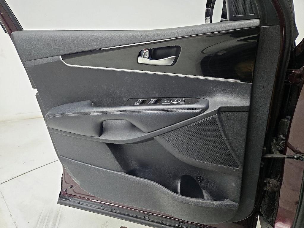 used 2019 Kia Sorento car, priced at $15,998