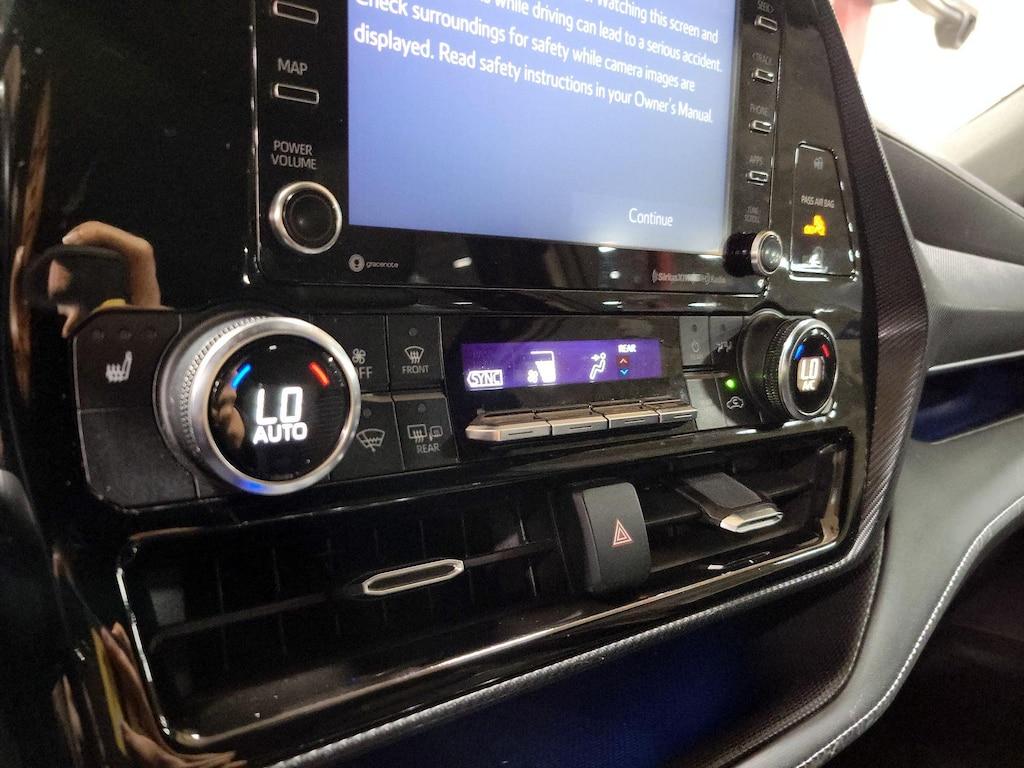 used 2022 Toyota Highlander car, priced at $35,998