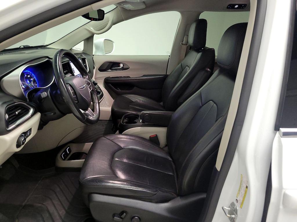 used 2020 Chrysler Pacifica car, priced at $23,998