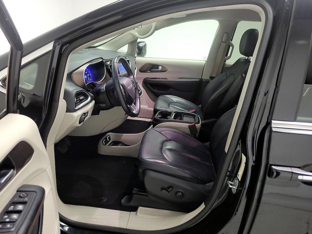 used 2018 Chrysler Pacifica car, priced at $20,998