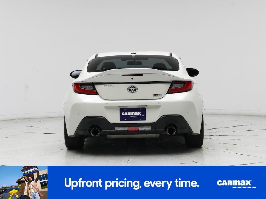 used 2023 Toyota GR86 car, priced at $31,998