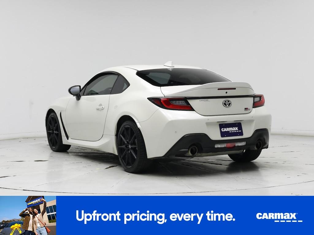 used 2023 Toyota GR86 car, priced at $31,998