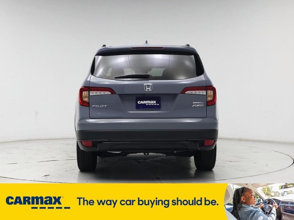 used 2022 Honda Pilot car, priced at $34,998