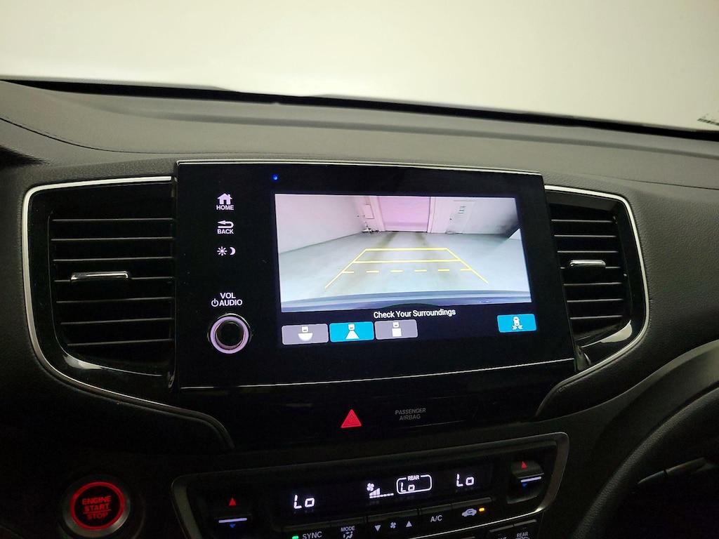 used 2022 Honda Pilot car, priced at $34,998