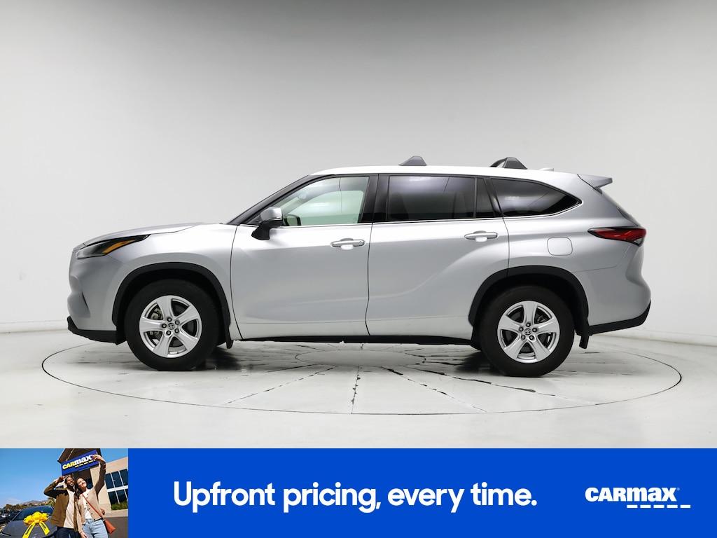 used 2021 Toyota Highlander car, priced at $30,998