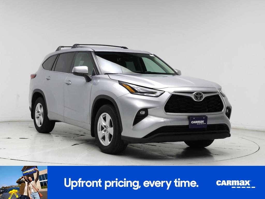 used 2021 Toyota Highlander car, priced at $30,998