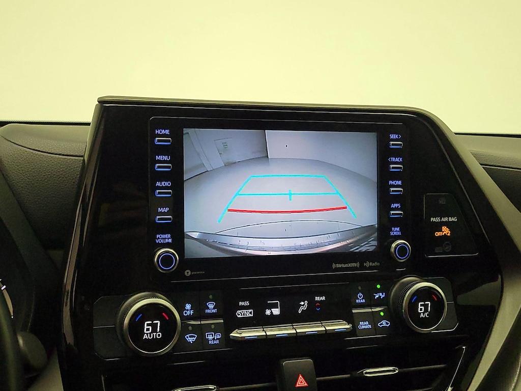 used 2021 Toyota Highlander car, priced at $30,998