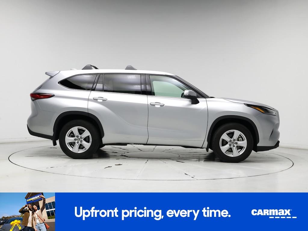 used 2021 Toyota Highlander car, priced at $30,998