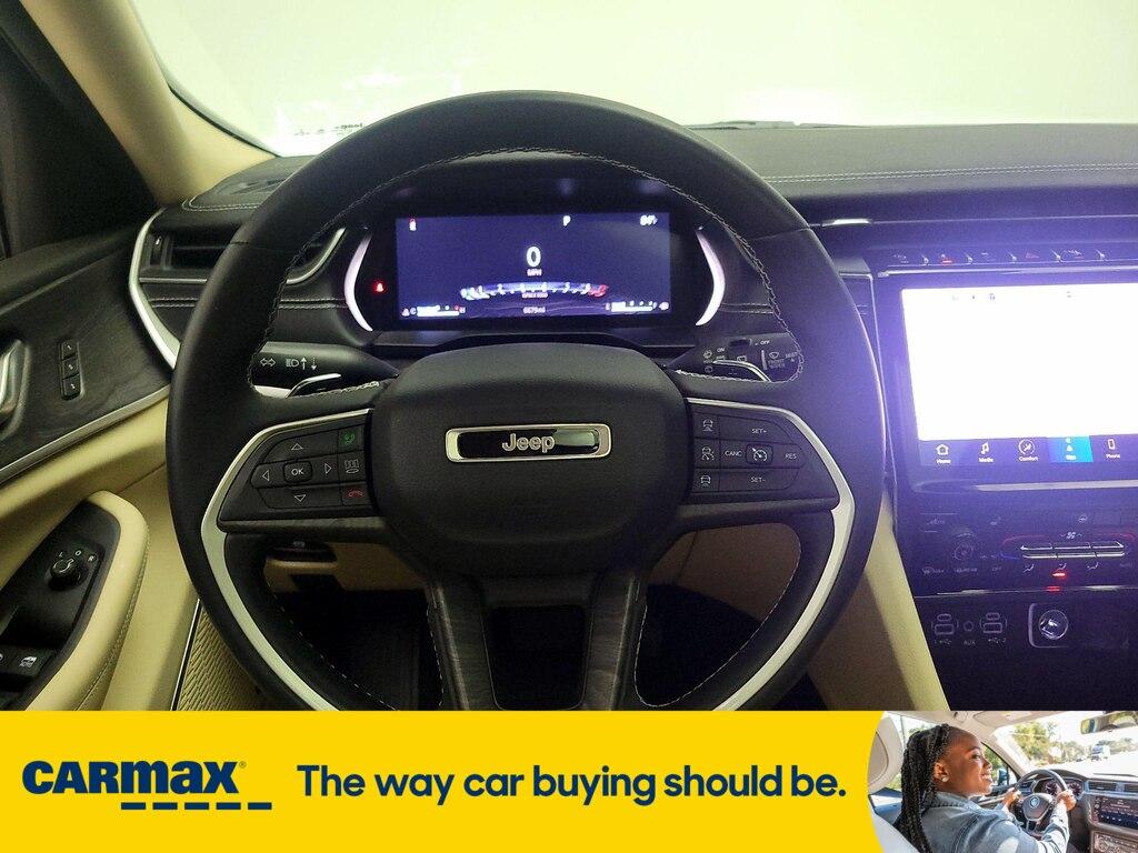 used 2022 Jeep Grand Cherokee car, priced at $35,998