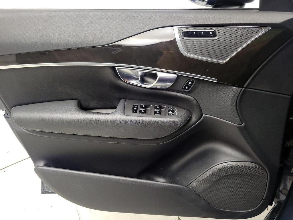 used 2018 Volvo XC90 car, priced at $24,998