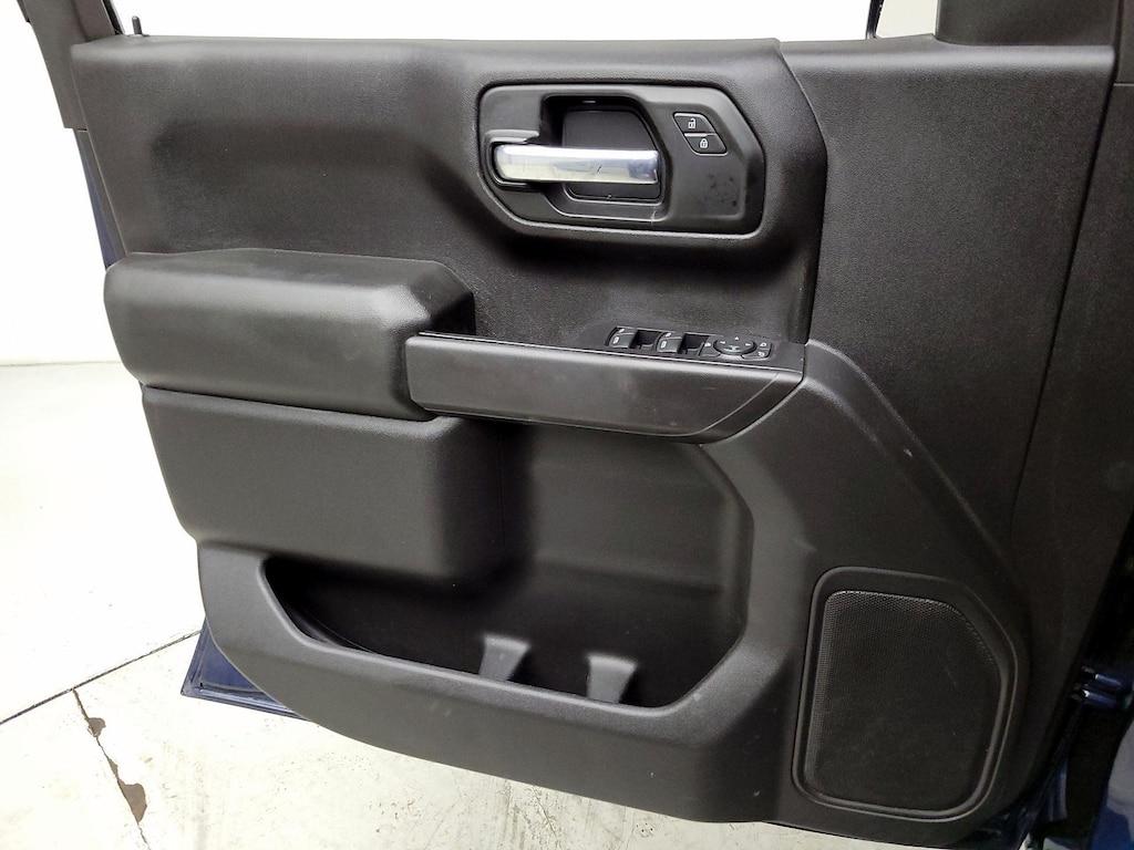 used 2021 Chevrolet Silverado 1500 car, priced at $30,998
