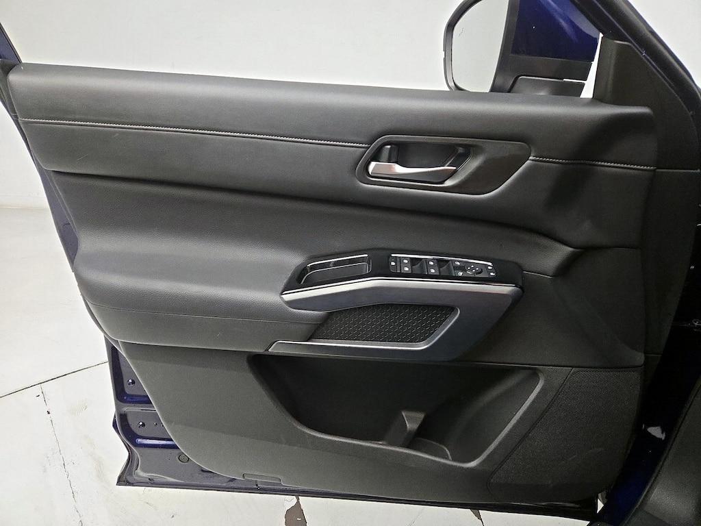 used 2024 Nissan Pathfinder car, priced at $35,998