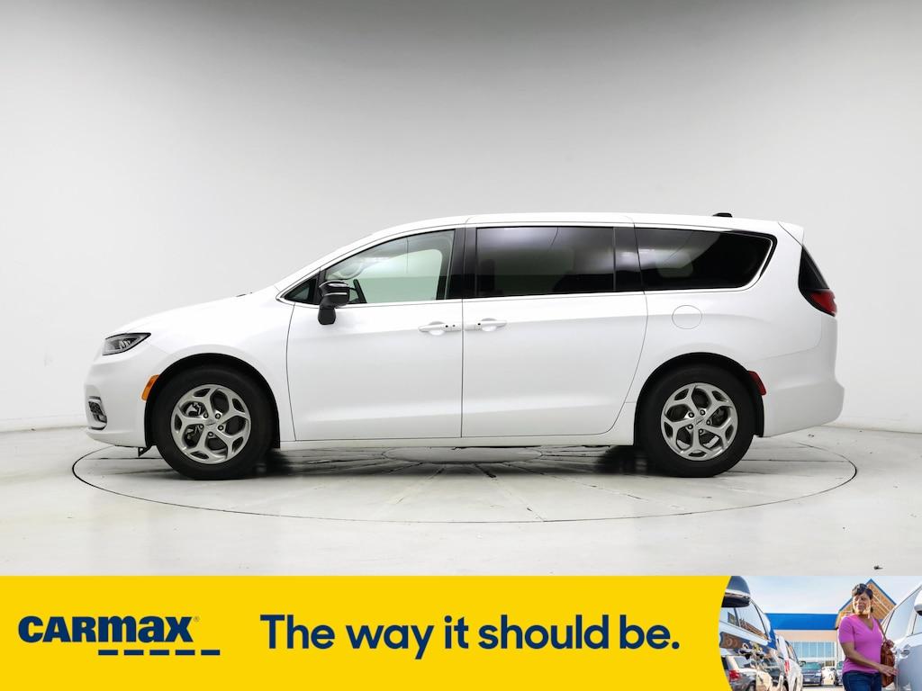 used 2024 Chrysler Pacifica car, priced at $35,998