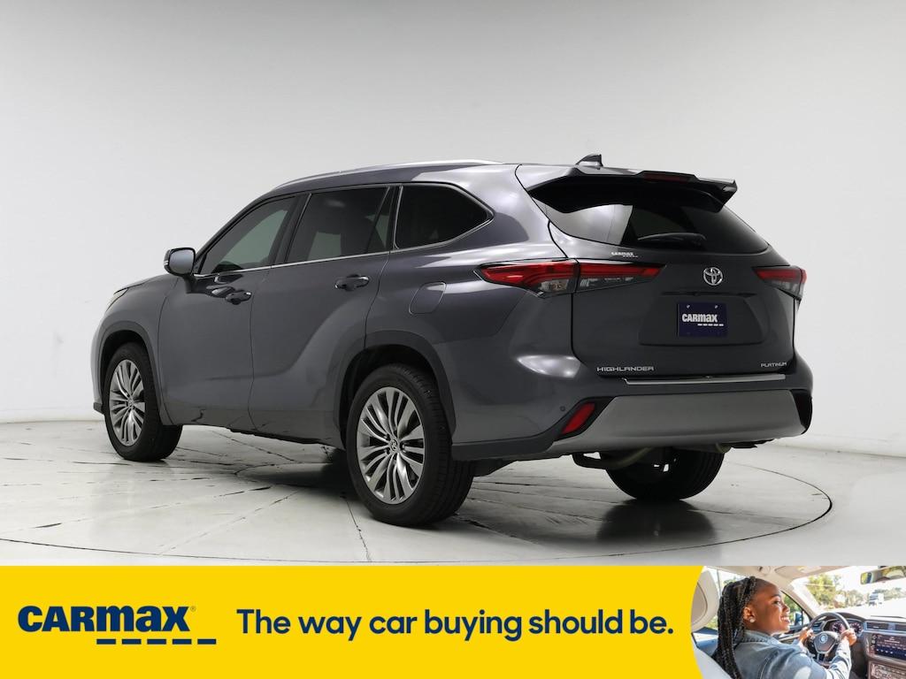 used 2021 Toyota Highlander car, priced at $43,998