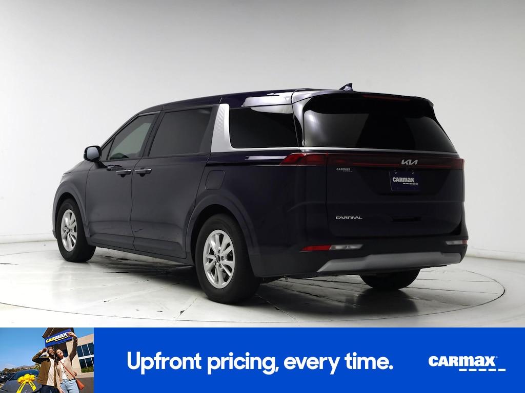 used 2024 Kia Carnival car, priced at $33,998