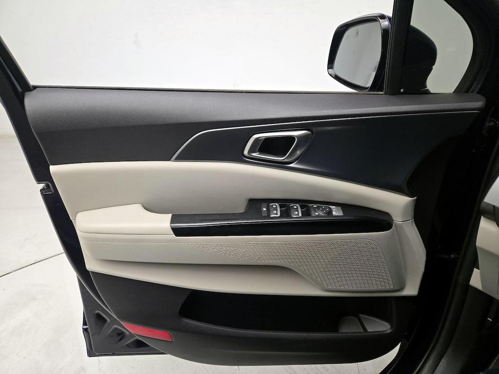 used 2024 Kia Carnival car, priced at $33,998