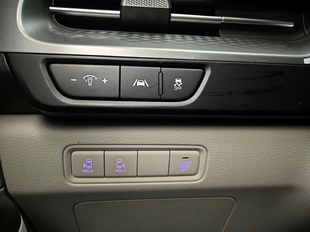 used 2024 Kia Carnival car, priced at $33,998