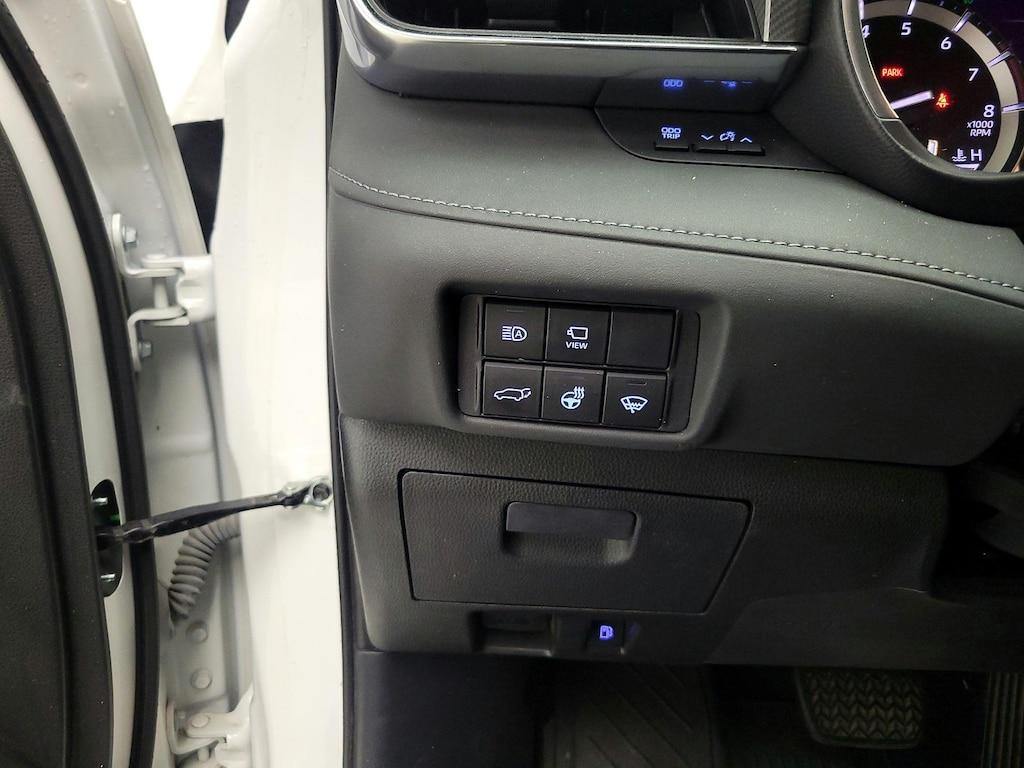 used 2022 Toyota Highlander car, priced at $39,998