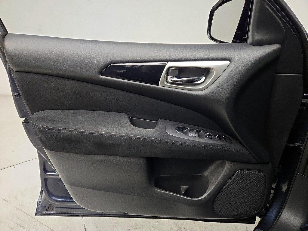 used 2016 Nissan Pathfinder car, priced at $18,998