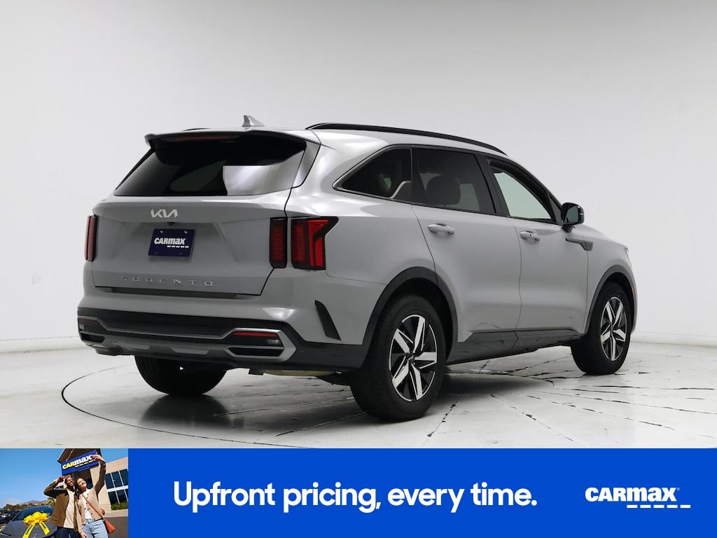 used 2022 Kia Sorento car, priced at $25,998