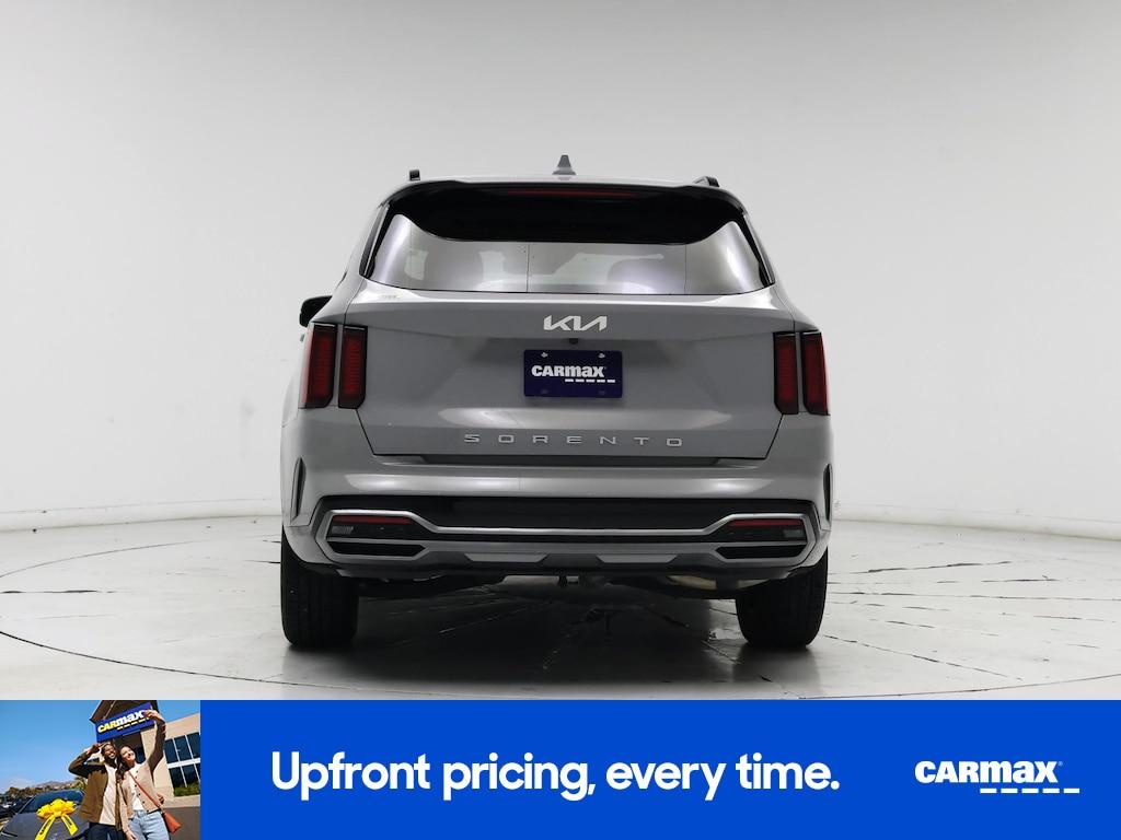 used 2022 Kia Sorento car, priced at $25,998