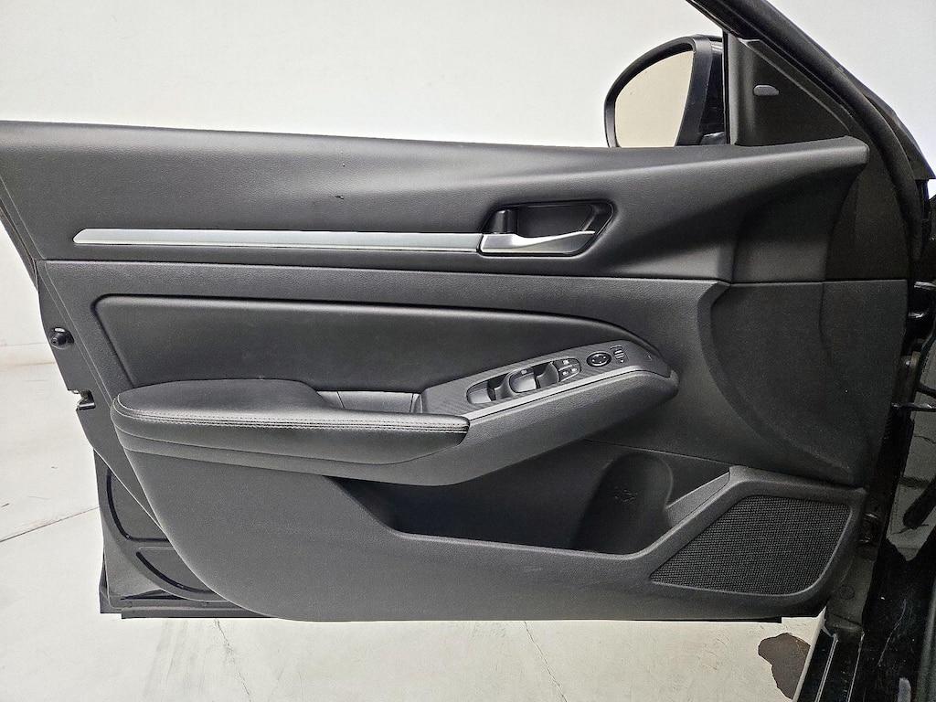 used 2022 Nissan Altima car, priced at $19,998