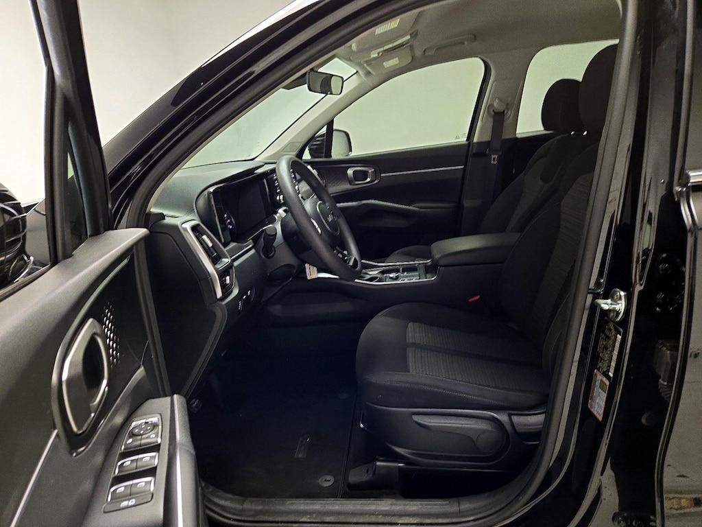 used 2023 Kia Sorento car, priced at $22,998