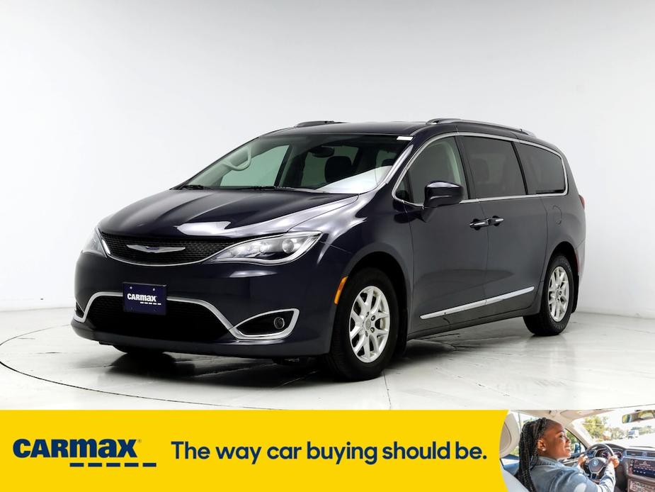 used 2020 Chrysler Pacifica car, priced at $27,998