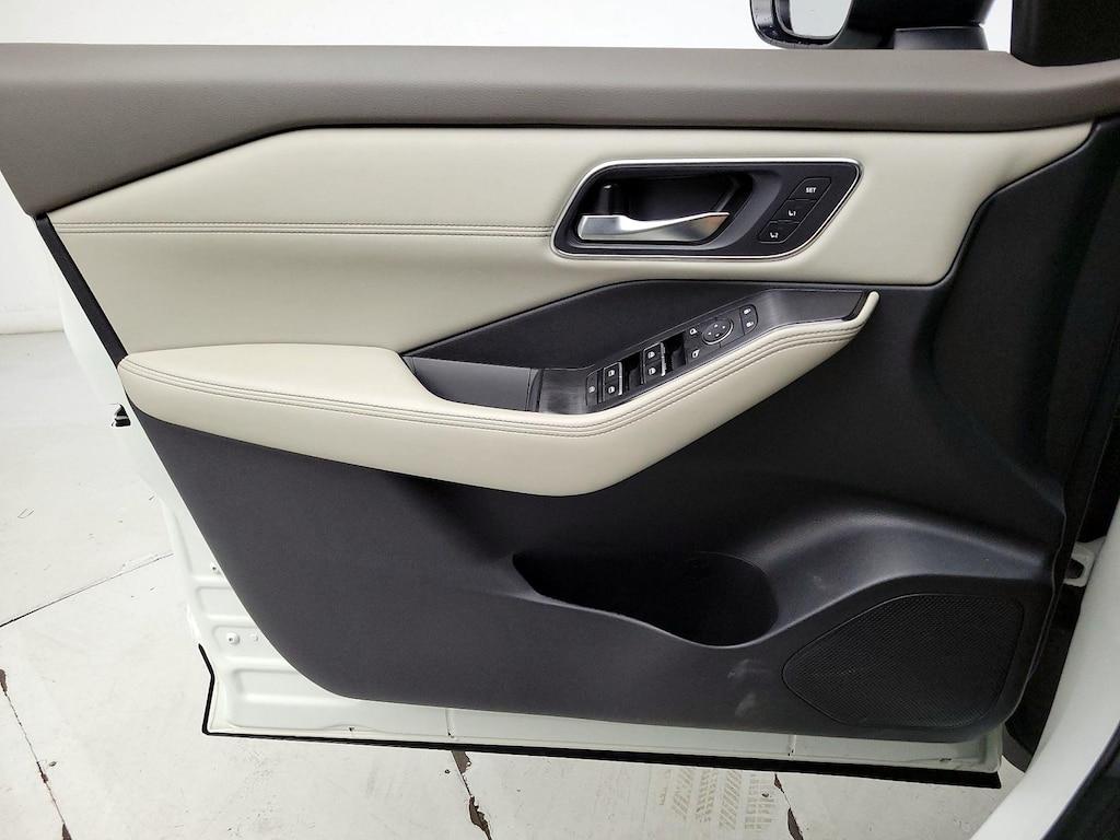 used 2021 Nissan Rogue car, priced at $25,998