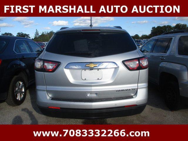 used 2015 Chevrolet Traverse car, priced at $2,500