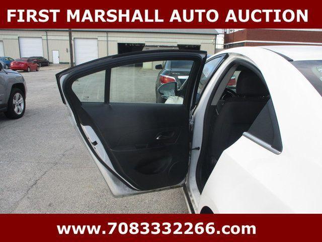 used 2014 Chevrolet Cruze car, priced at $1,900