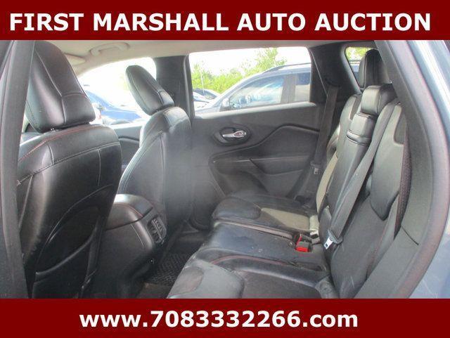 used 2015 Jeep Cherokee car, priced at $3,400