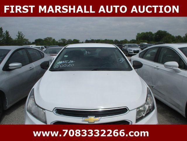 used 2016 Chevrolet Cruze car, priced at $2,100
