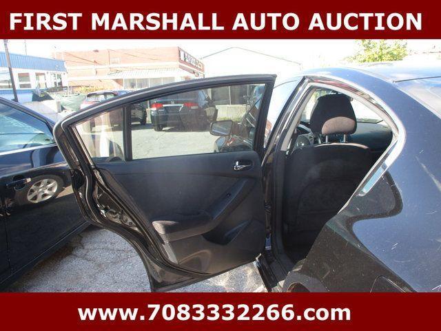 used 2009 Nissan Altima car, priced at $1,500