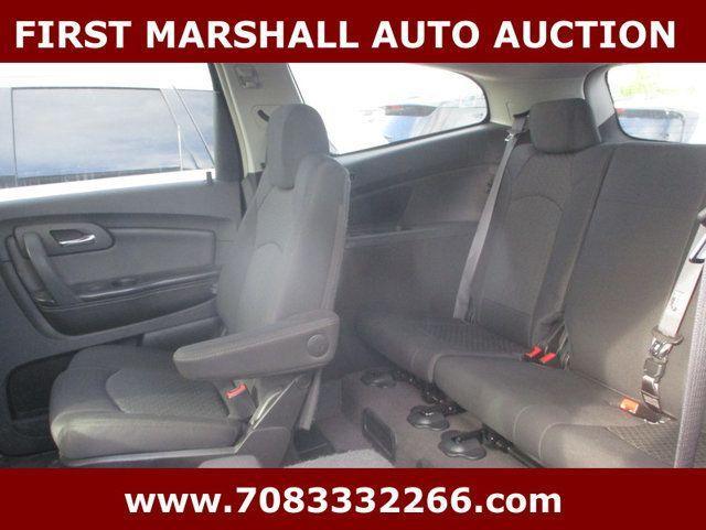 used 2009 Chevrolet Traverse car, priced at $1,800