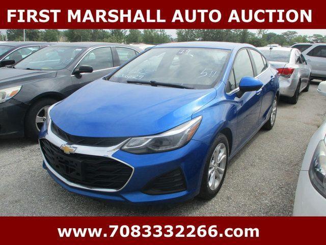 used 2019 Chevrolet Cruze car, priced at $2,900