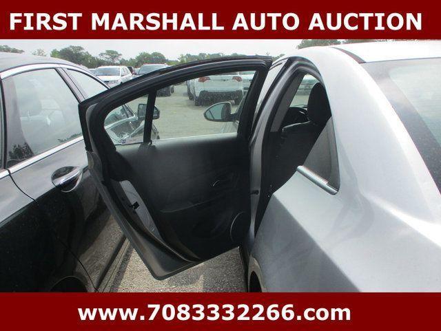 used 2013 Chevrolet Cruze car, priced at $1,800
