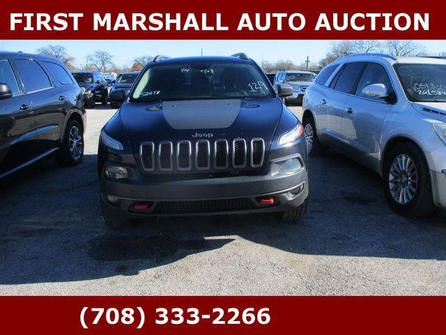 used 2014 Jeep Cherokee car, priced at $2,700